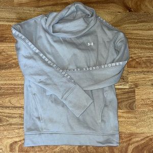 Under armor grey sweatshirt